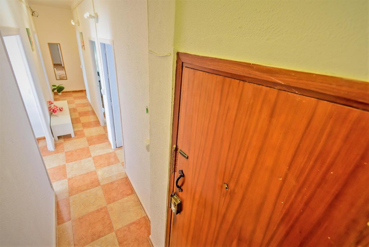 Plaza Polvorista 4-bedroom W Balcony Appartement